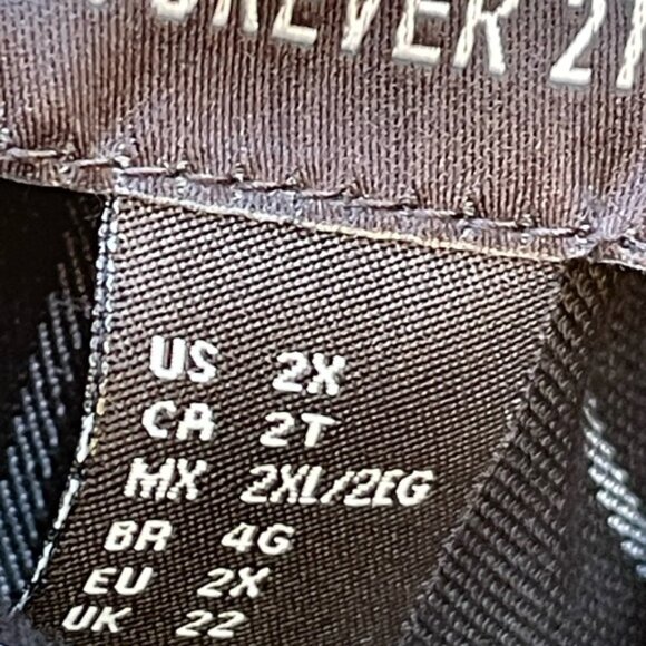 Forever 21 Women’s Relax Fit Pleated Black Pinstripe High Waist Trouser Sz 2X - Picture 3 of 13